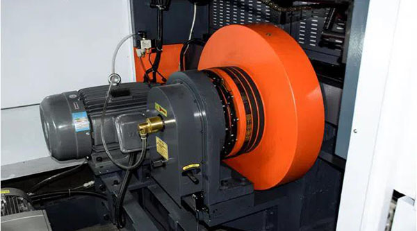 Automatinė folijos štampavimo ir pjovimo mašina6